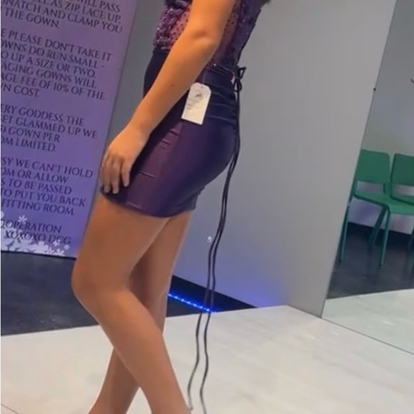 New Ed Young Mini Dress.  Size SMALL. BEAUTIFUL!! - Picture 3 of 8